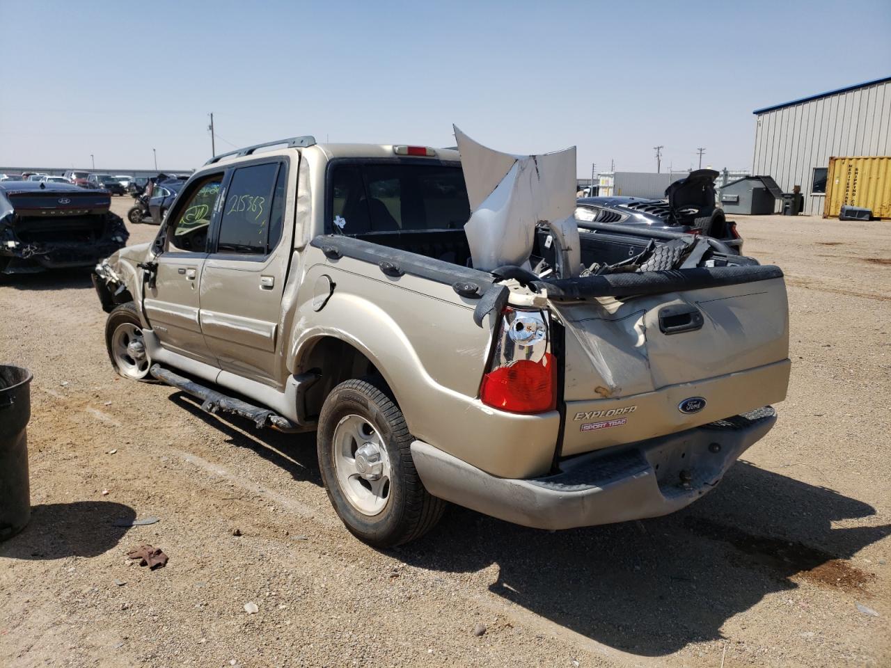 Photo 3 from auction – 2002 FORD EXPLORER S with VIN 1FMZU67E52UD06151