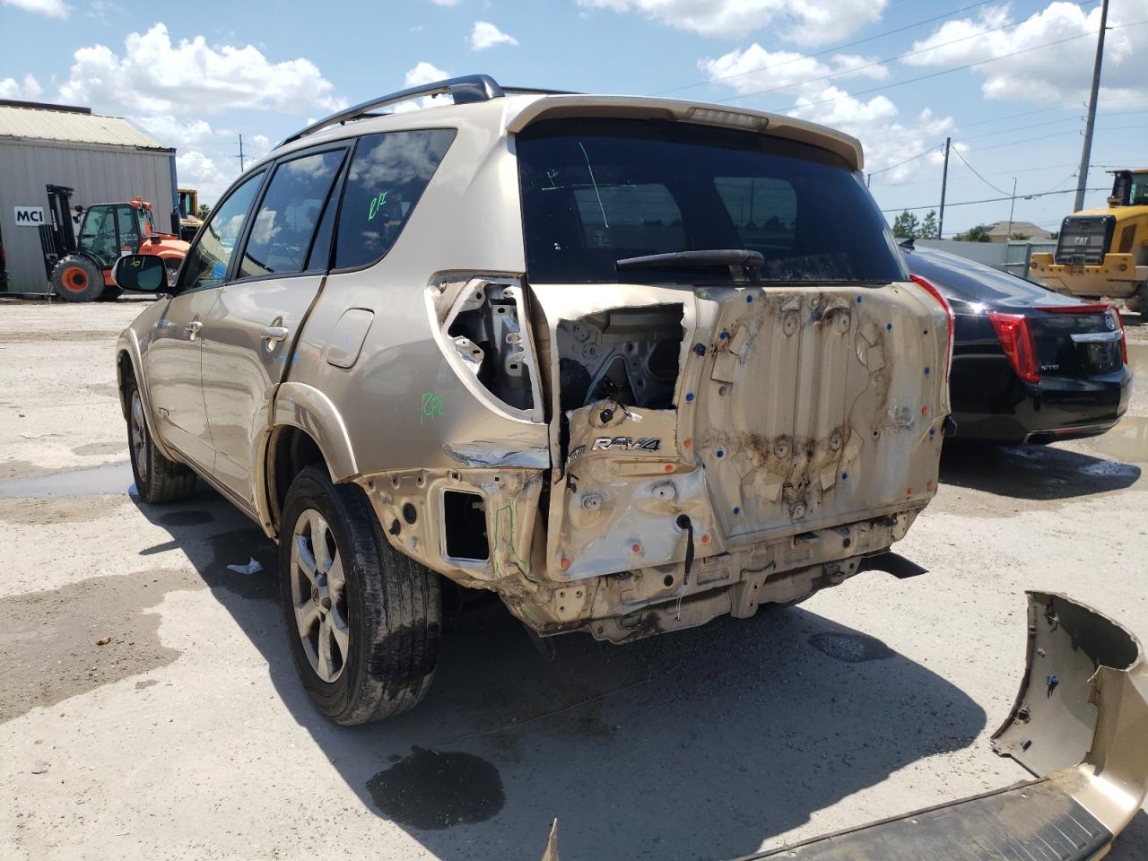 Photo 9 from auction – 2010 TOYOTA RAV4 LIMIT with VIN JTMYF4DV3A5015899