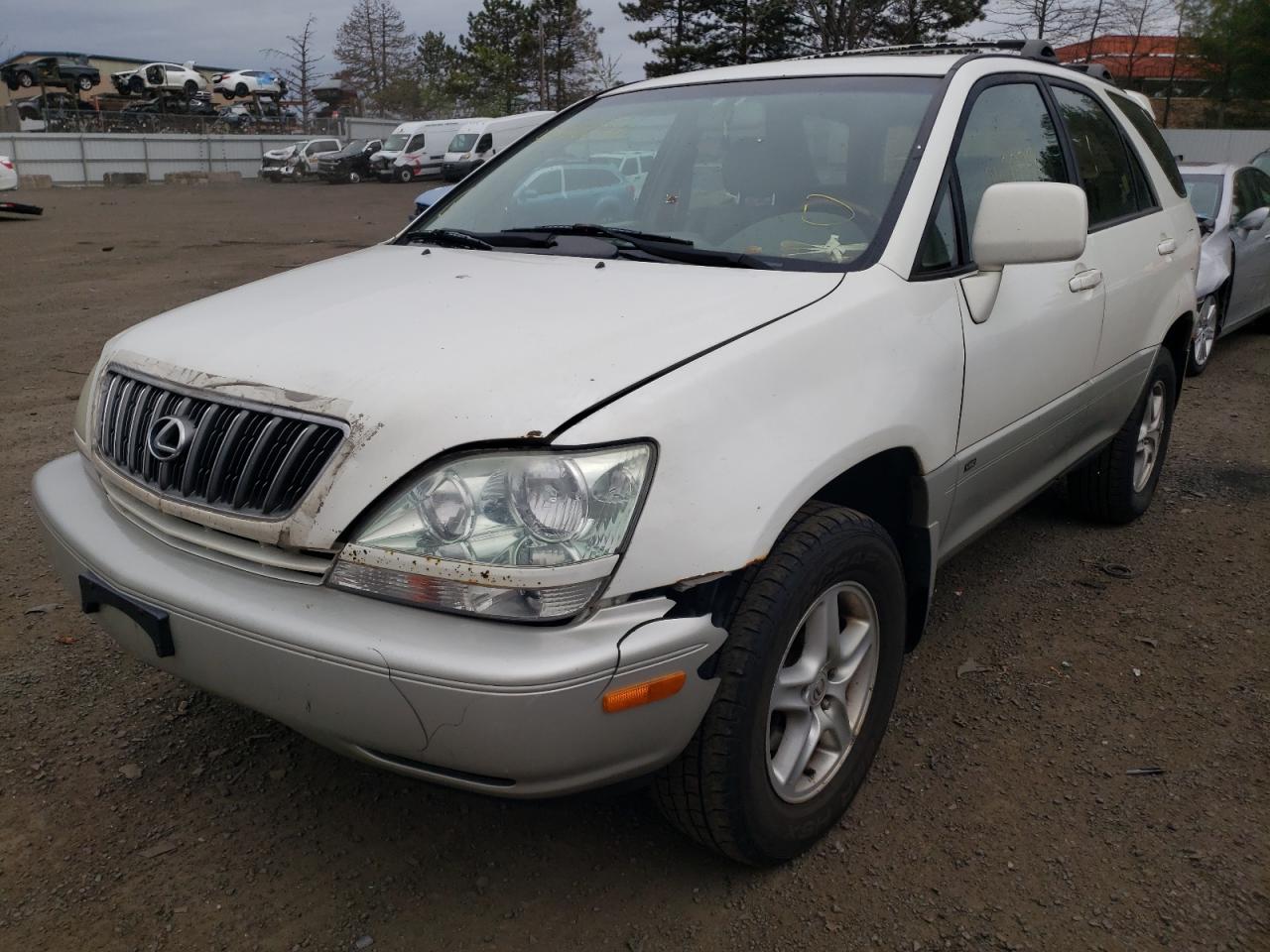 Photo 2 from auction – 2001 LEXUS RX 300 with VIN JTJHF10U210226727