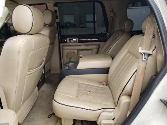 Photo 6 from auction – 2005 LINCOLN NAVIGATOR with VIN 5LMFU27595LJ20292