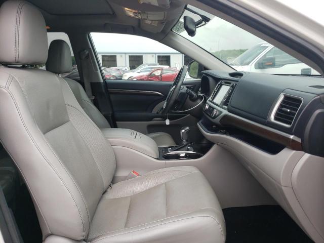 Photo 5 from auction – 2014 TOYOTA HIGHLANDER with VIN 5TDYKRFH7ES037260