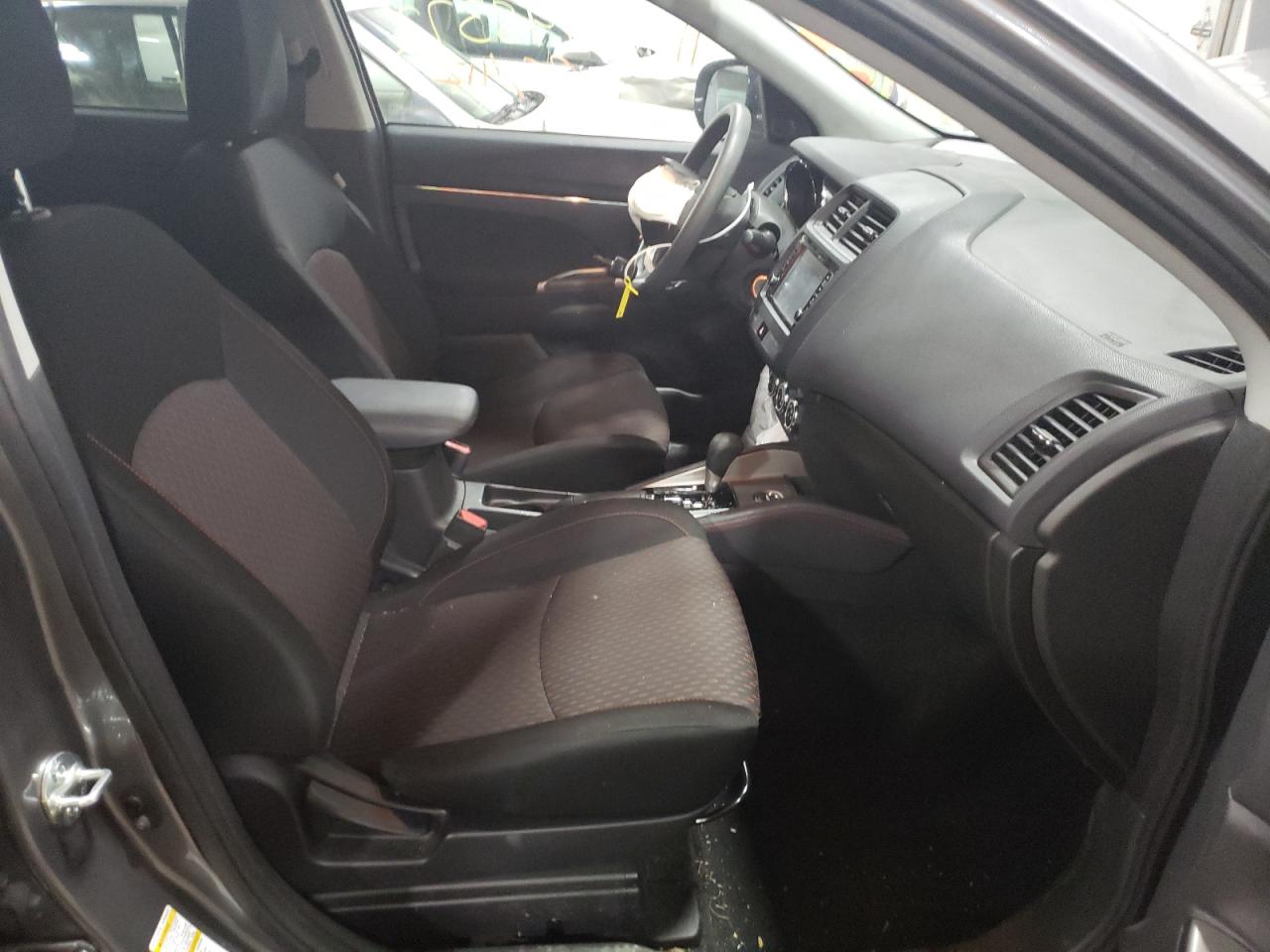 Photo 5 from auction – 2018 MITSUBISHI OUTLANDER with VIN JA4AR3AU2JU017075