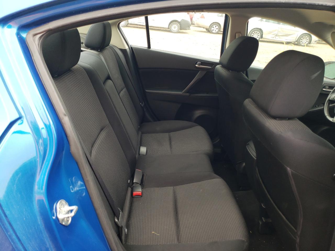 Photo 6 from auction – 2012 MAZDA 3 I with VIN JM1BL1V76C1642460