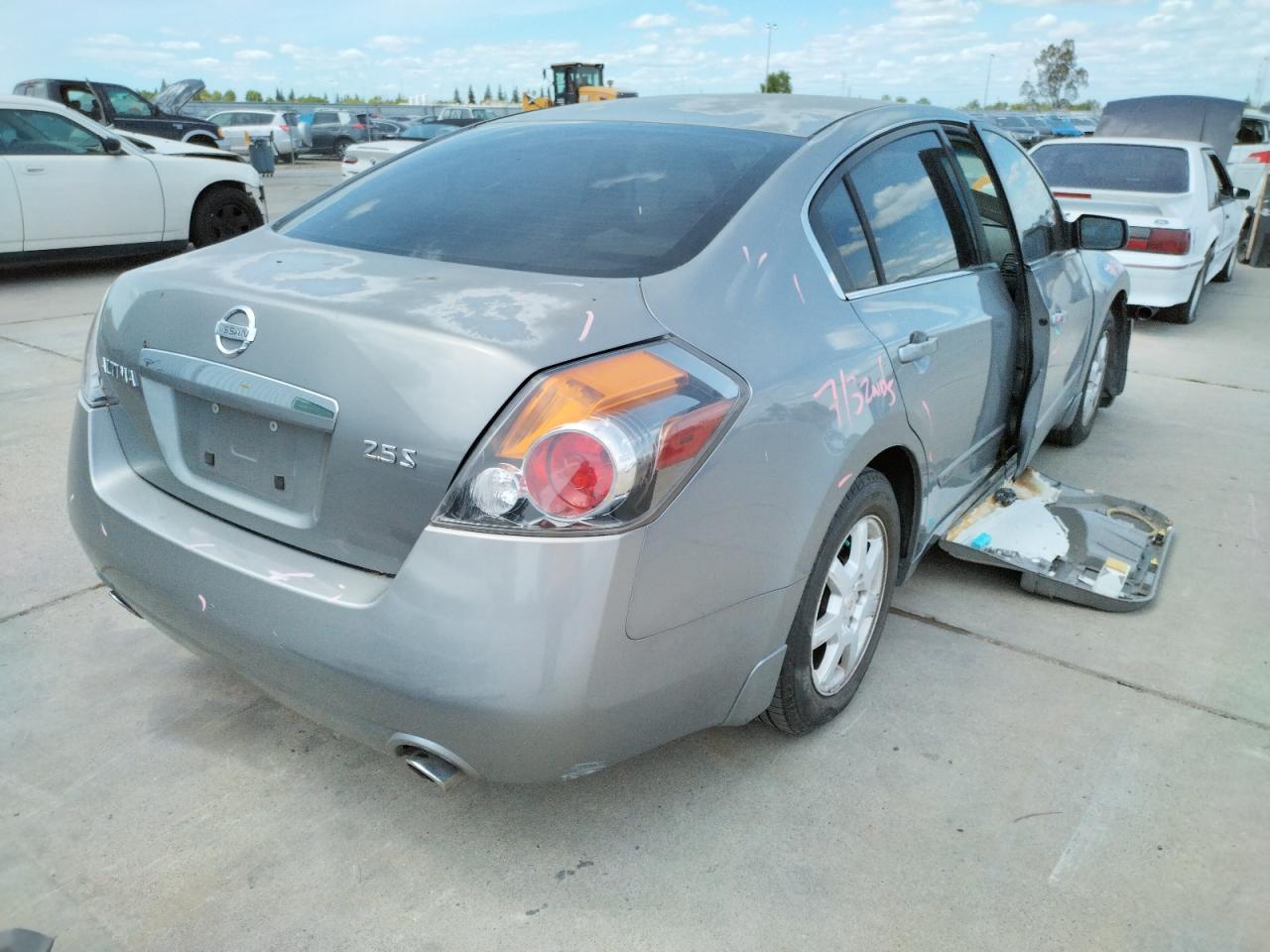 Photo 4 from auction – 2007 NISSAN ALTIMA 2.5 with VIN 1N4AL21E67N434041