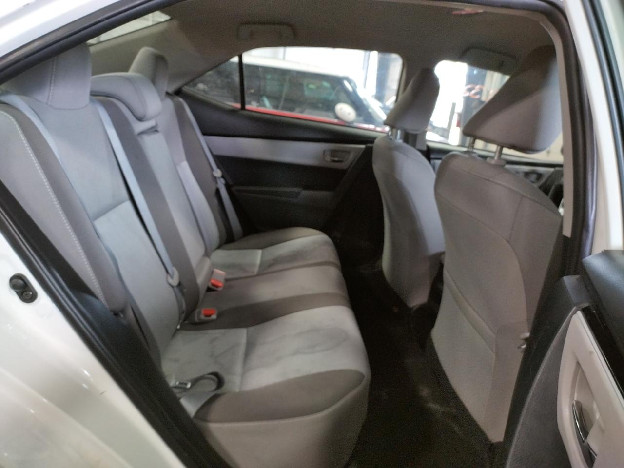 Photo 6 from auction – 2018 TOYOTA COROLLA L with VIN 5YFBURHE4JP809607