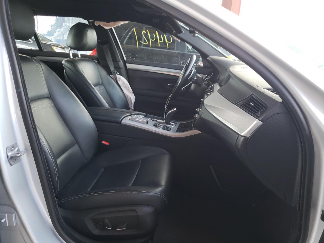 Photo 5 from auction – 2016 BMW 535 XI with VIN WBA5B3C53GG257757