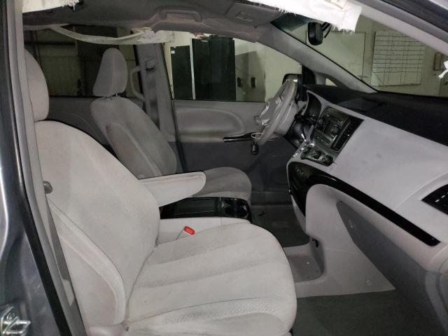 Photo 5 from auction – 2012 TOYOTA SIENNA LE with VIN 5TDJK3DC9CS036307