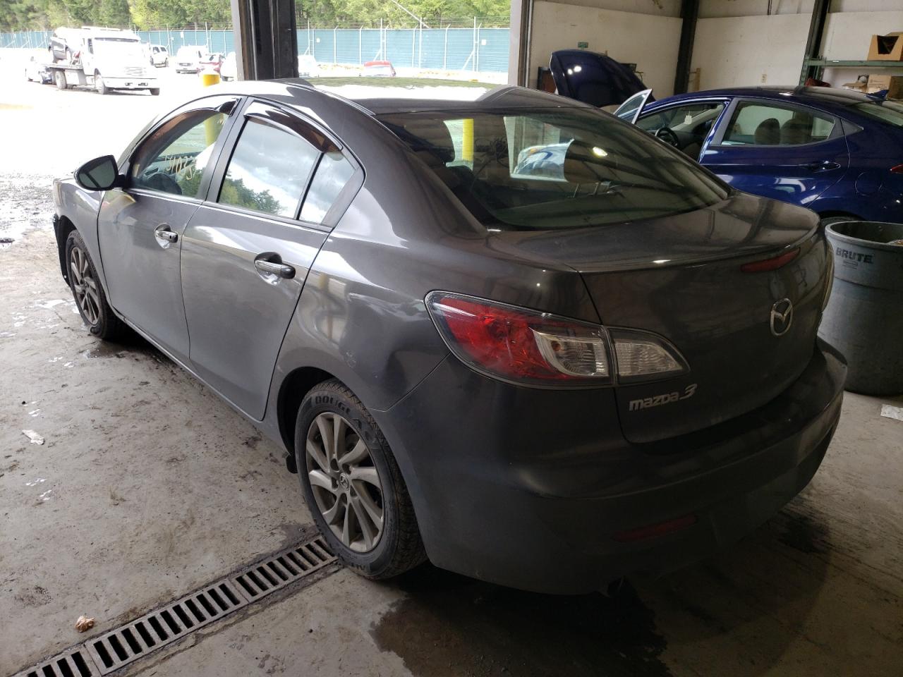 Foto 3 de la subasta – 2012 MAZDA 3 I con VIN JM1BL1V82C1619590