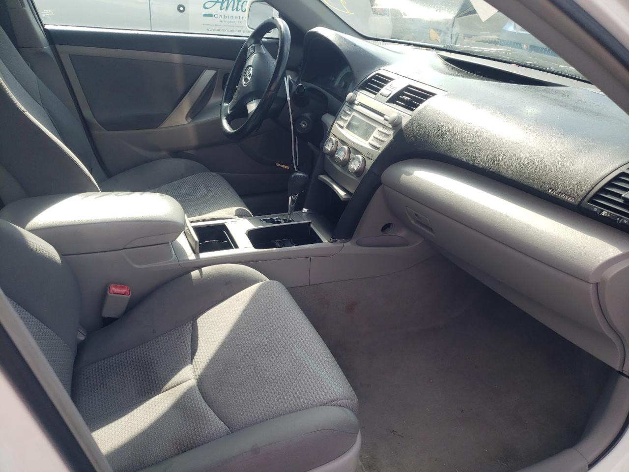 Photo 5 from auction – 2010 TOYOTA CAMRY BASE with VIN 4T1BF3EK0AU545480