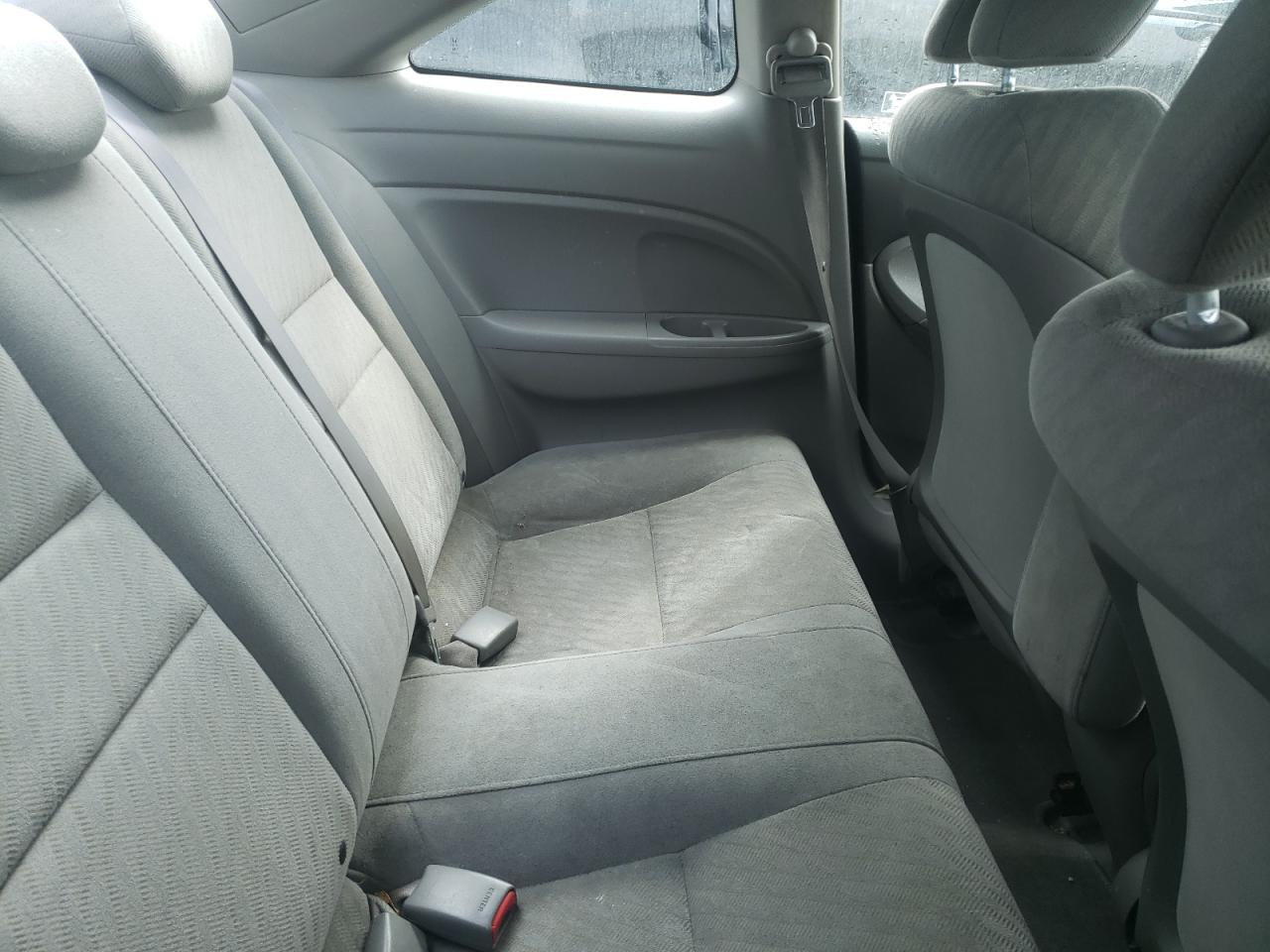 Photo 6 from auction – 2011 HONDA CIVIC LX with VIN 2HGFG1A66BH500100