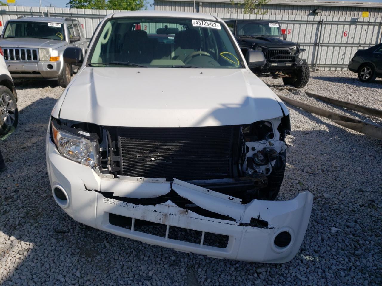 Photo 9 from auction – 2012 FORD ESCAPE XLS with VIN 1FMCU9C70CKC69621