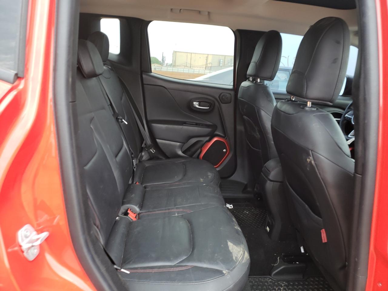 Photo 6 from auction – 2016 JEEP RENEGADE T with VIN ZACCJBCT3GPC93652