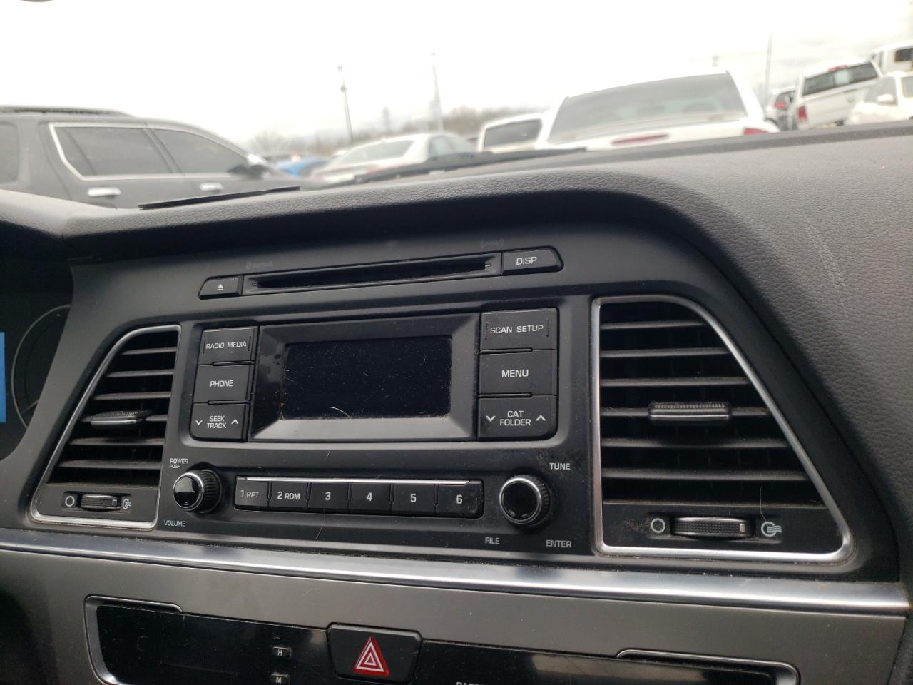 Photo 9 from auction – 2015 HYUNDAI SONATA SE with VIN 5NPE24AF8FH133224