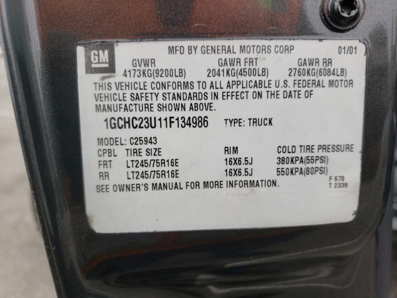 Photo 10 from auction – 2001 CHEVROLET SILVERADO with VIN 1GCHC23U11F134986