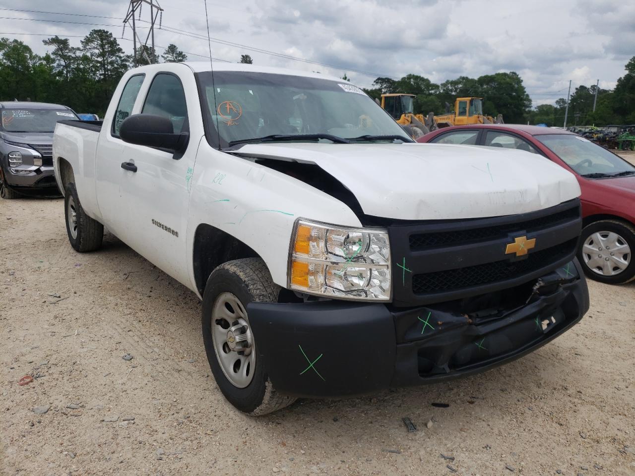 CHEVROLET SILVERADO 2013 with VIN 1GCRCPEA2DZ315831 - Photo from auction