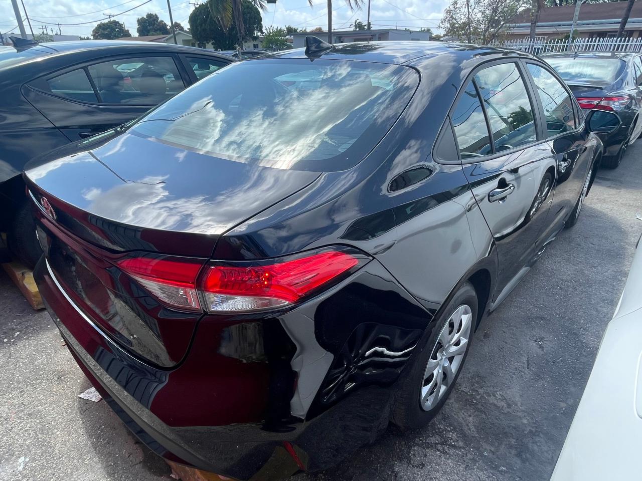 Photo 4 from auction – 2020 TOYOTA COROLLA LE with VIN 5YFEPRAE5LP086545