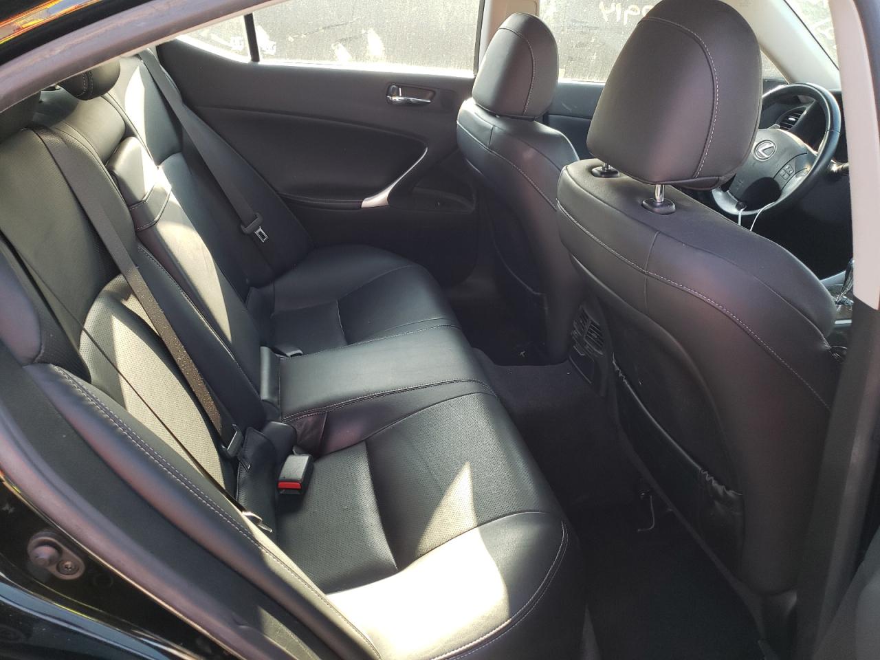 Photo 6 from auction – 2010 LEXUS IS 350 with VIN JTHBE5C29A5024000