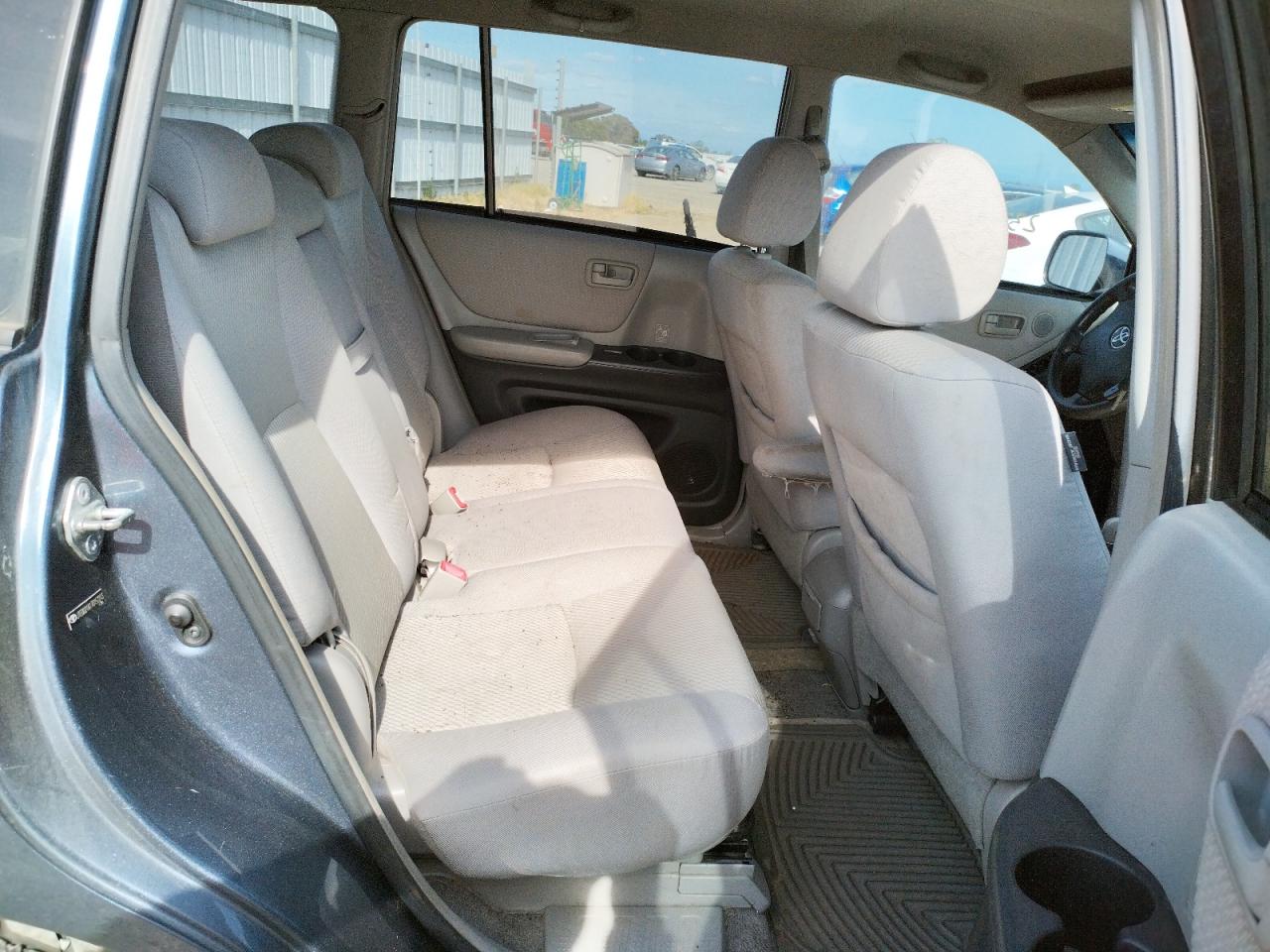 Photo 6 from auction – 2007 TOYOTA HIGHLANDER with VIN JTEDD21A170157213