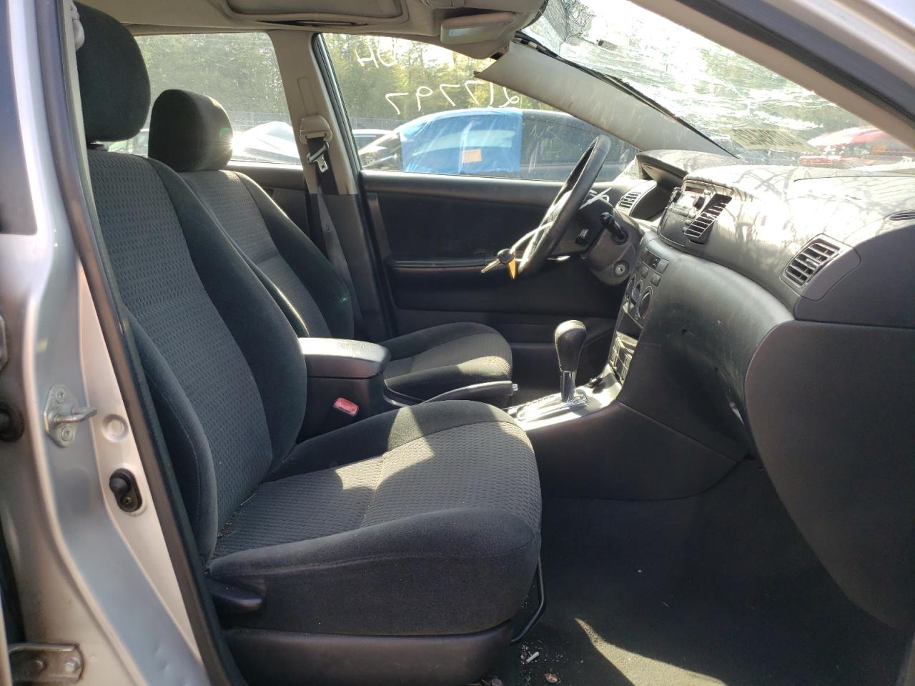 Photo 5 from auction – 2005 TOYOTA COROLLA CE with VIN 2T1BR32E65C408234