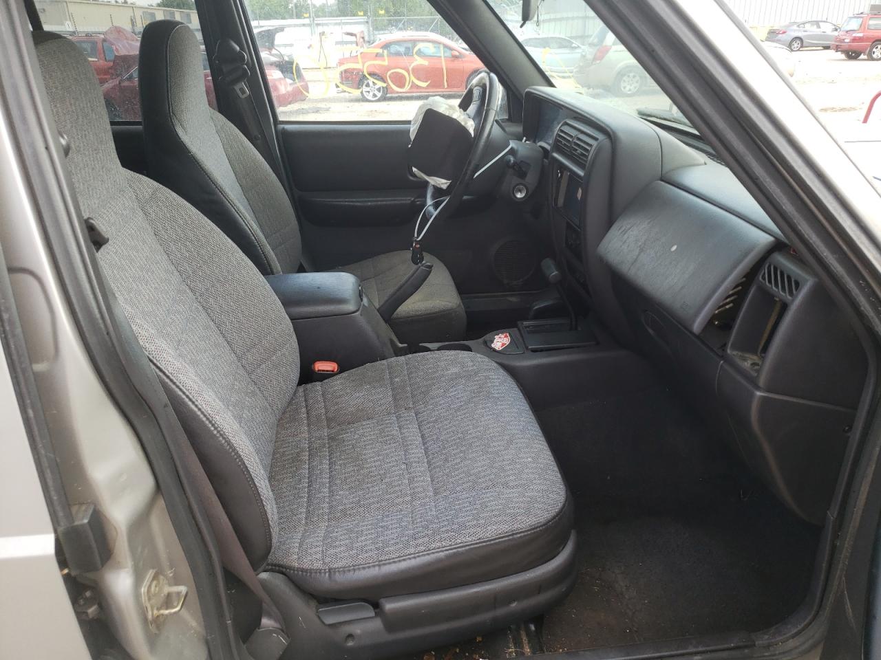 Photo 5 from auction – 2001 JEEP CH PIONEER with VIN 1J4FF48S01L541047