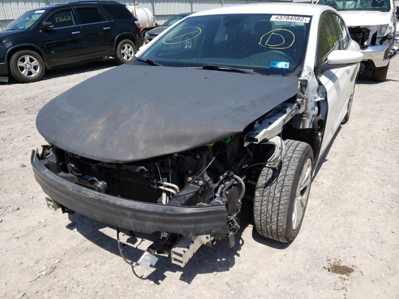 Photo 9 from auction – 2015 CHRYSLER 200 LIMITE with VIN 1C3CCCAB0FN710571