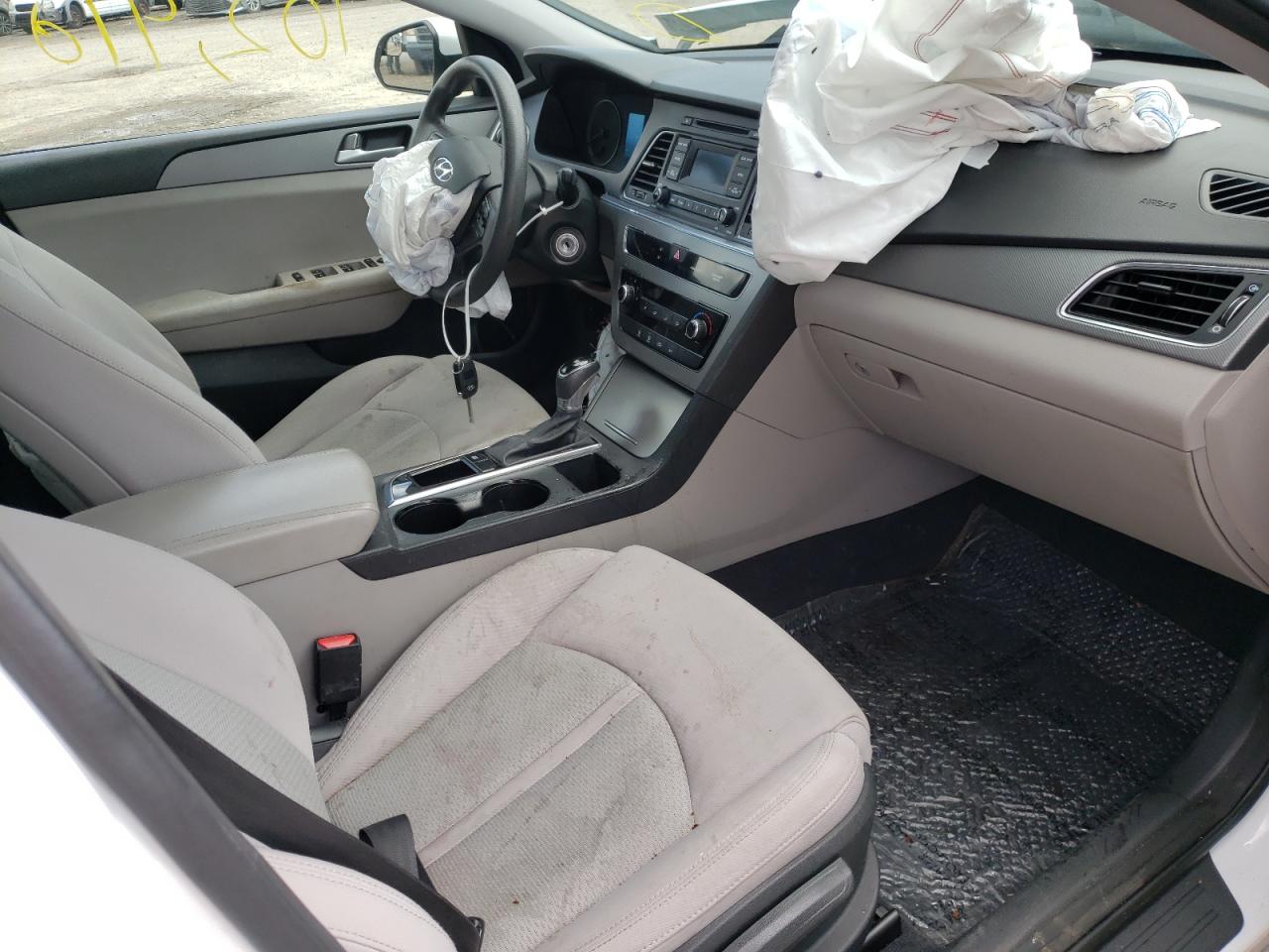 Photo 5 from auction – 2015 HYUNDAI SONATA SE with VIN 5NPE24AF3FH033452