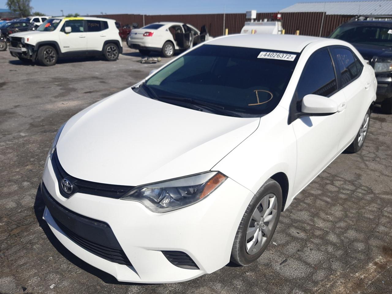 Photo 2 from auction – 2014 TOYOTA COROLLA L with VIN 5YFBURHE8EP159363