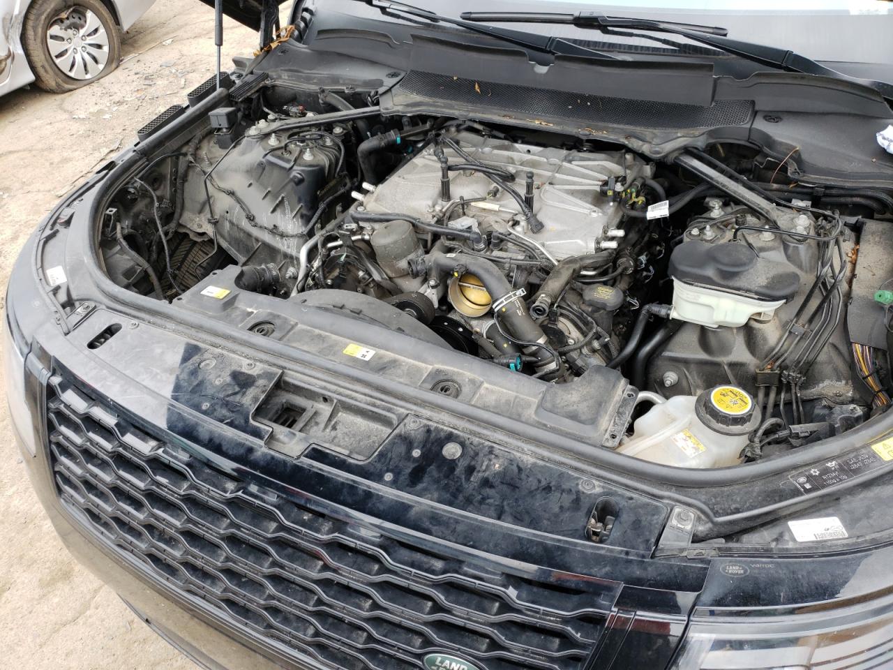 Photo 7 from auction – 2019 LAND ROVER RANGE ROVE with VIN SALGS2REXKA517668