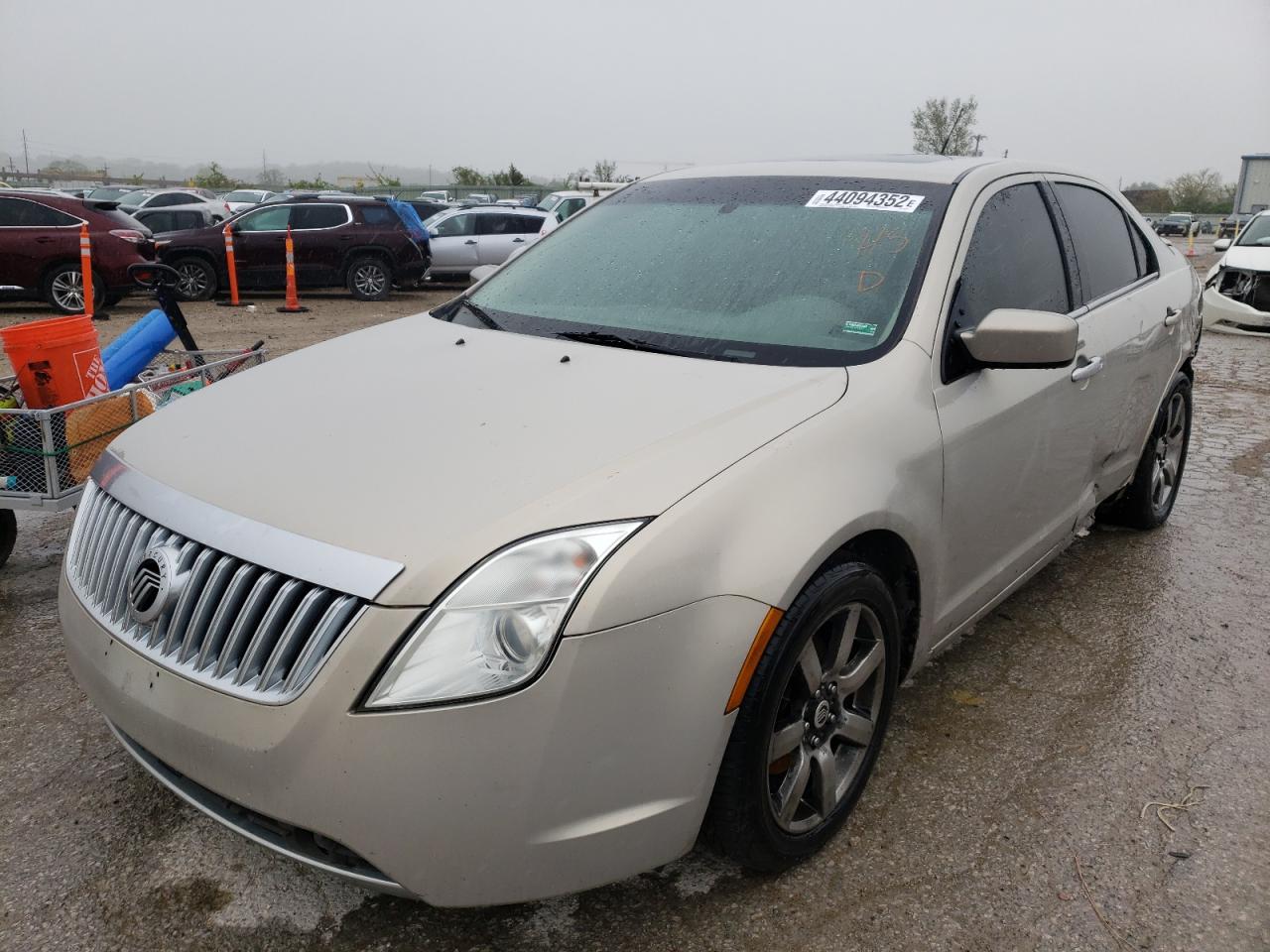Photo 2 from auction – 2010 MERCURY MILAN PREM with VIN 3MEHM0CG9AR639915