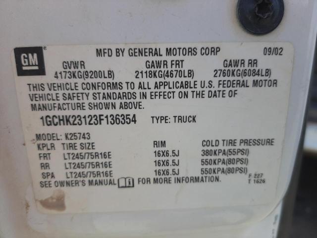 Photo 10 from auction – 2003 CHEVROLET SILVERADO with VIN 1GCHK23123F136354