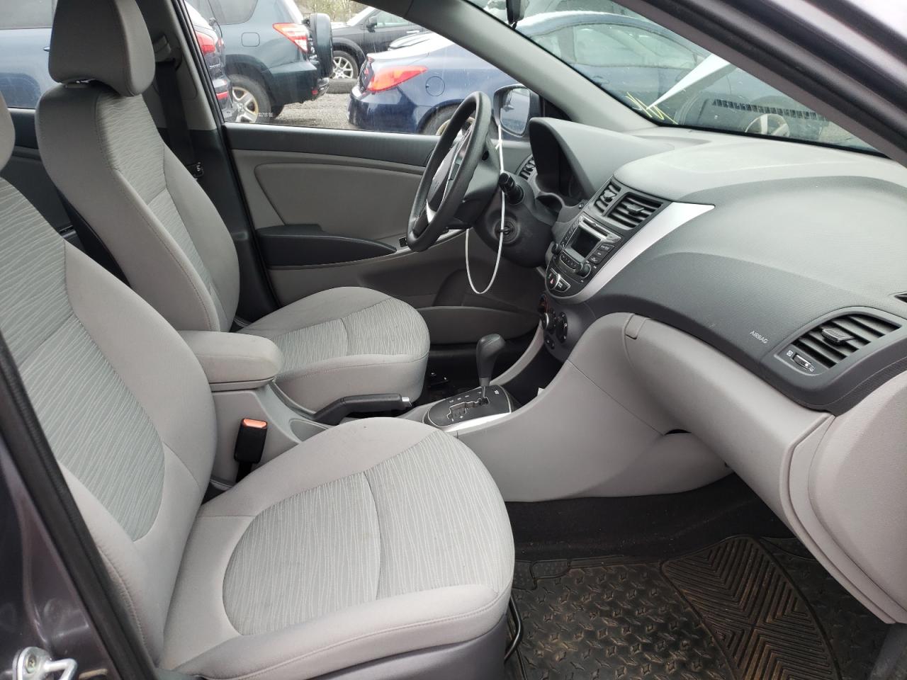 Photo 5 from auction – 2016 HYUNDAI ACCENT SE with VIN KMHCT4AE6GU957348