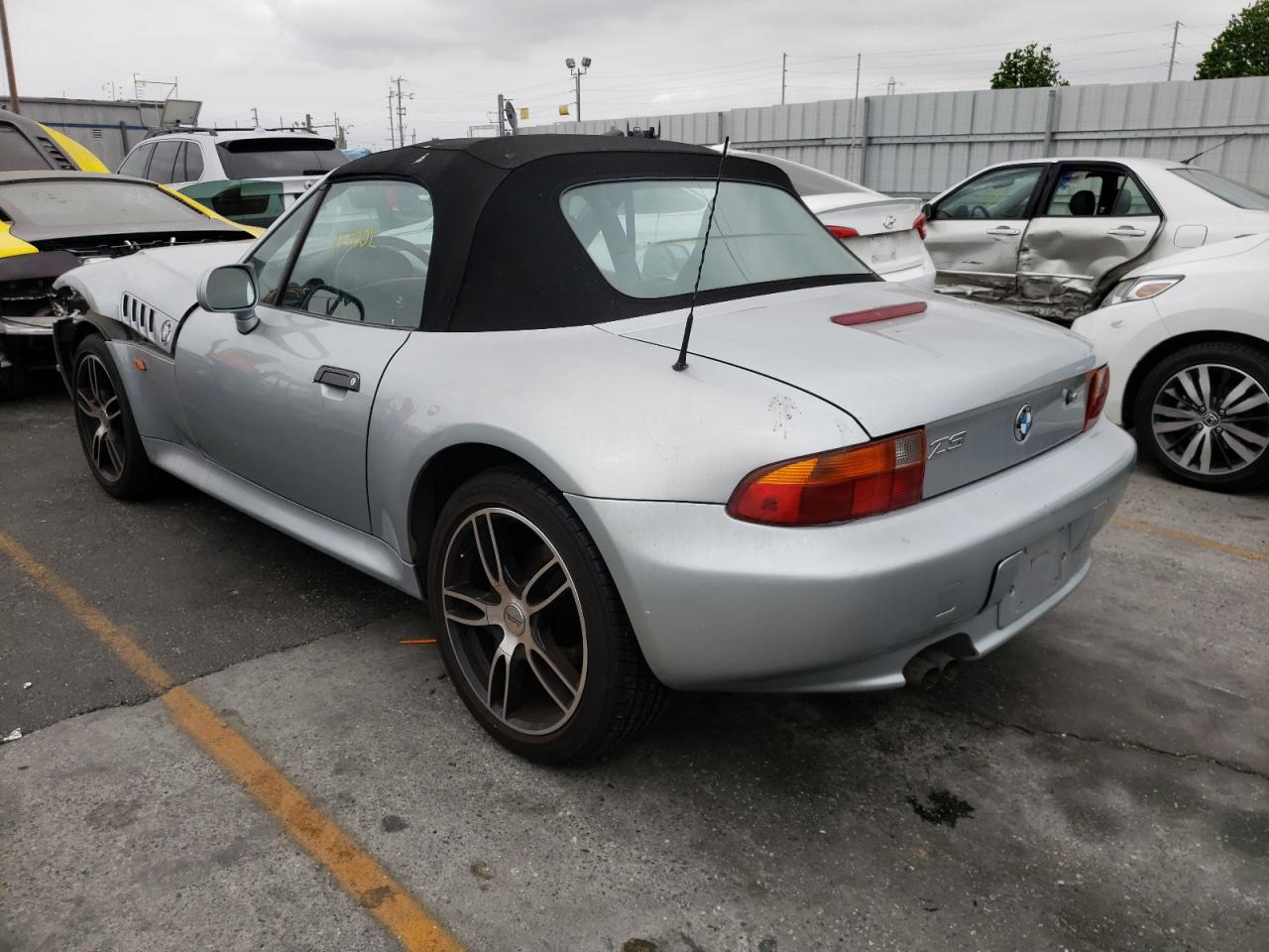 Photo 3 from auction – 1998 BMW Z3 2.8 with VIN 4USCJ3331WLB63729