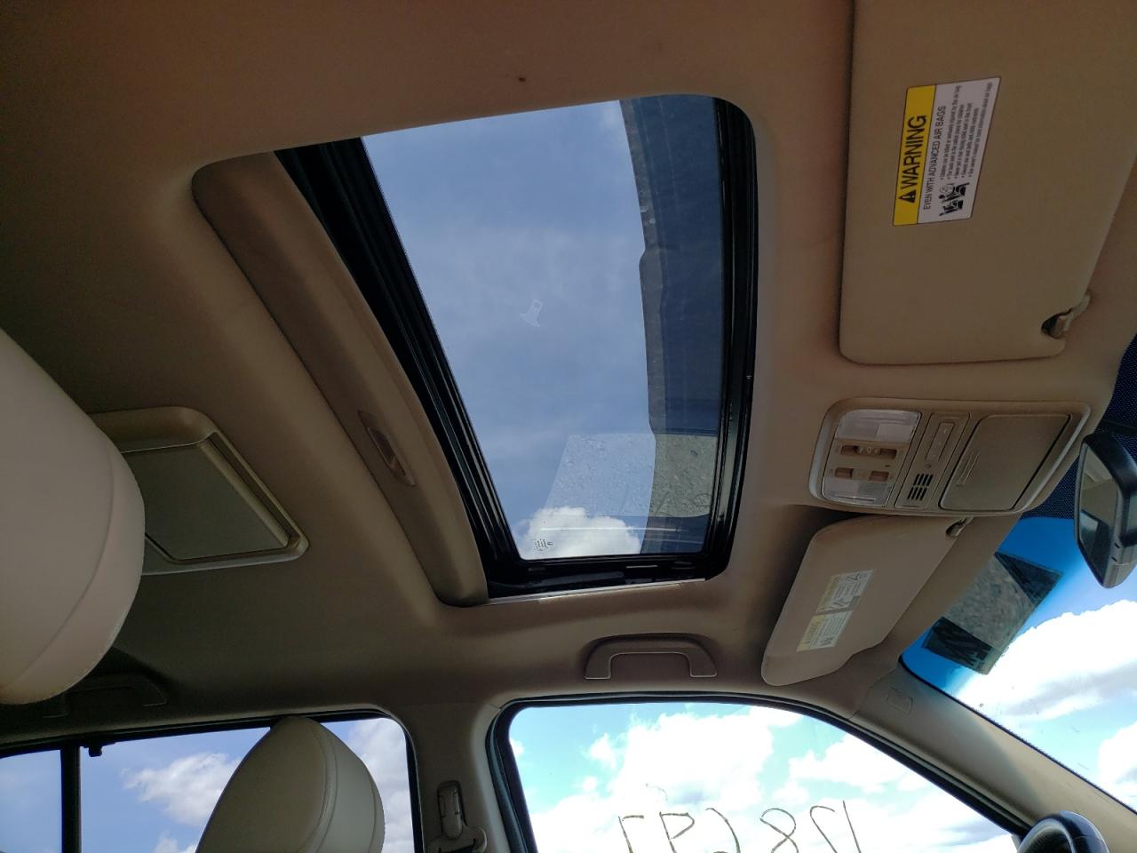 Photo 20 from auction – 2014 HONDA PILOT TOUR with VIN 5FNYF4H98EB052450