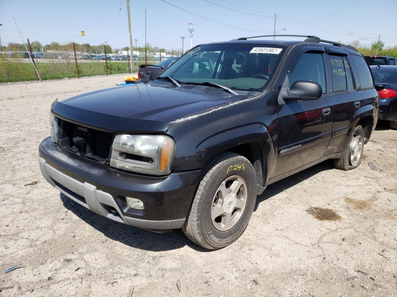Photo 2 from auction – 2003 CHEVROLET TRAILBLAZE with VIN 1GNDT13S432271963