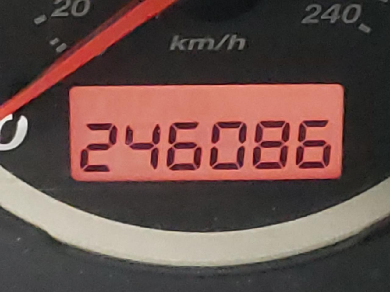 Photo 8 from auction – 2003 HONDA CR-V LX with VIN JHLRD78493C010334