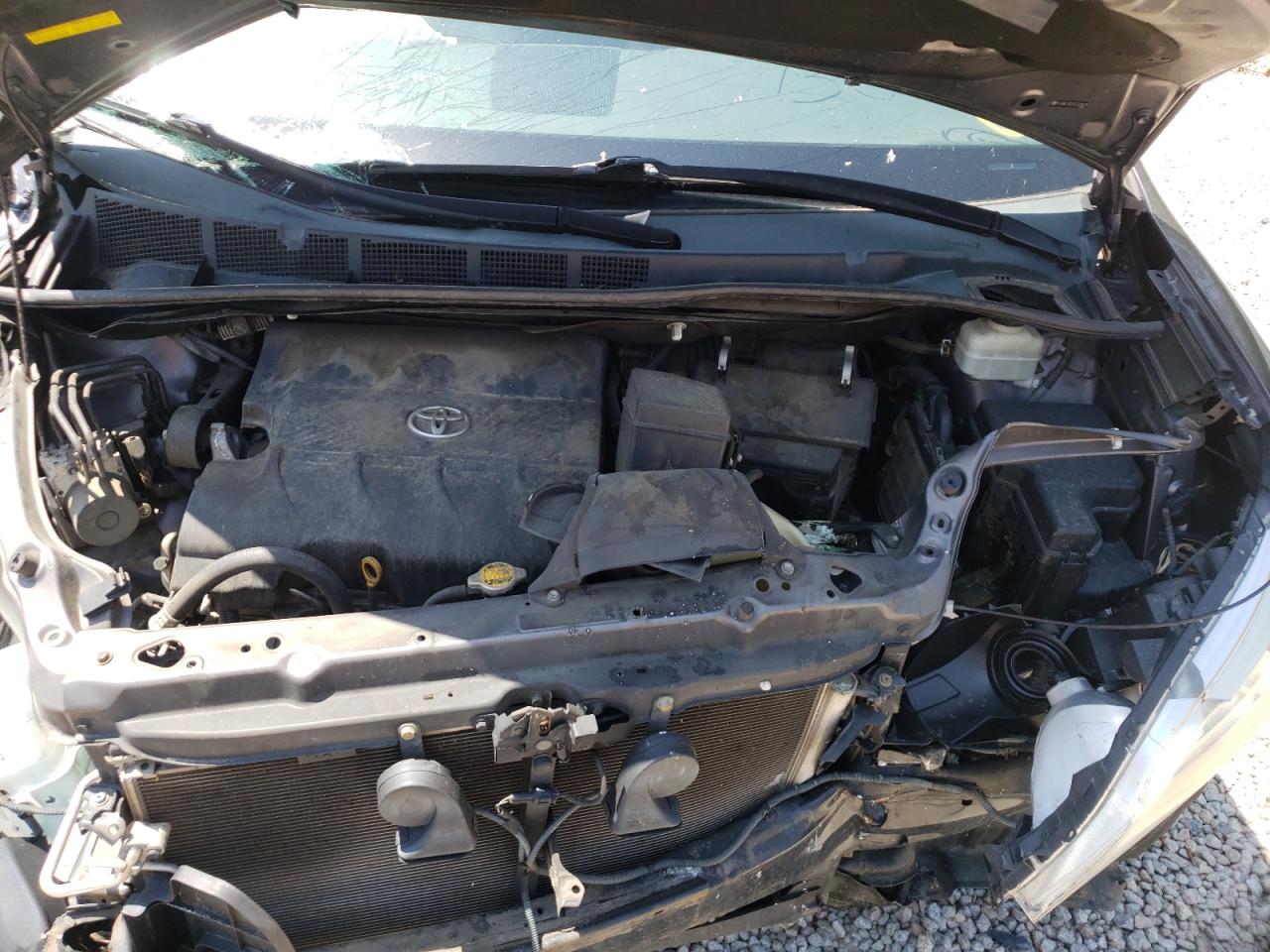 Photo 7 from auction – 2012 TOYOTA SIENNA LE with VIN 5TDKK3DC0CS224816