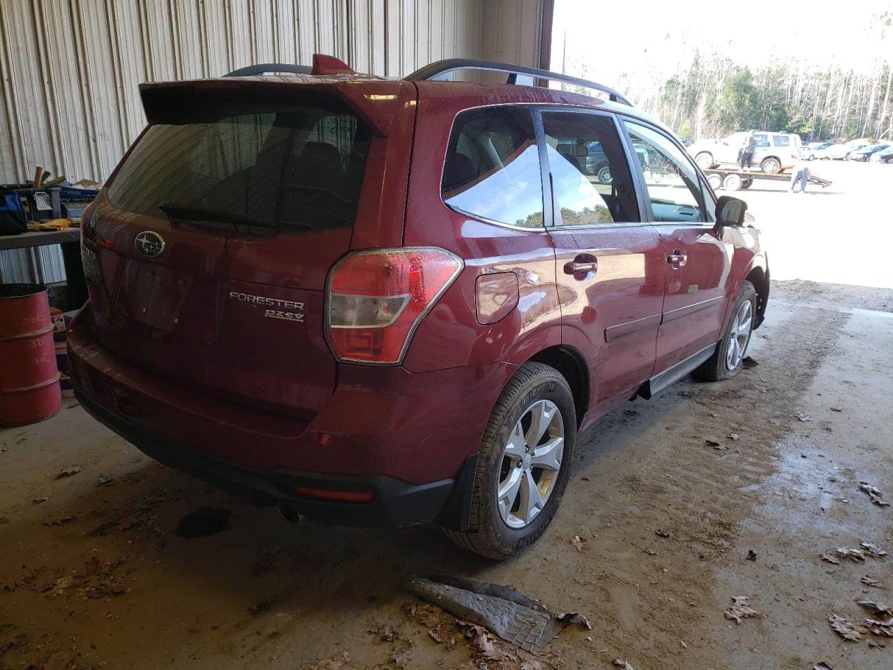 Photo 4 from auction – 2016 SUBARU FORESTER 2 with VIN JF2SJAHC3GH402036