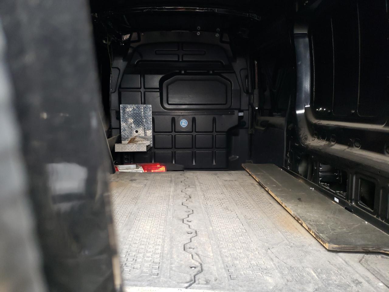 Photo 6 from auction – 2019 FORD TRANSIT T- with VIN 1FTYE2CM3KKB56703