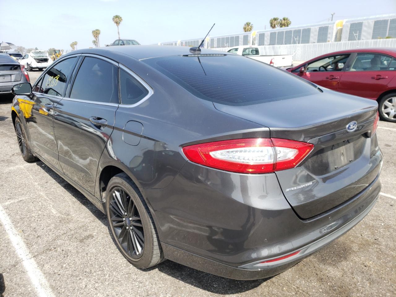 Photo 3 from auction – 2016 FORD FUSION SE with VIN 3FA6P0HD2GR342031