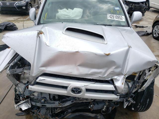 Photo 7 from auction – 2005 TOYOTA 4RUNNER SR with VIN JTEZU14R358027790