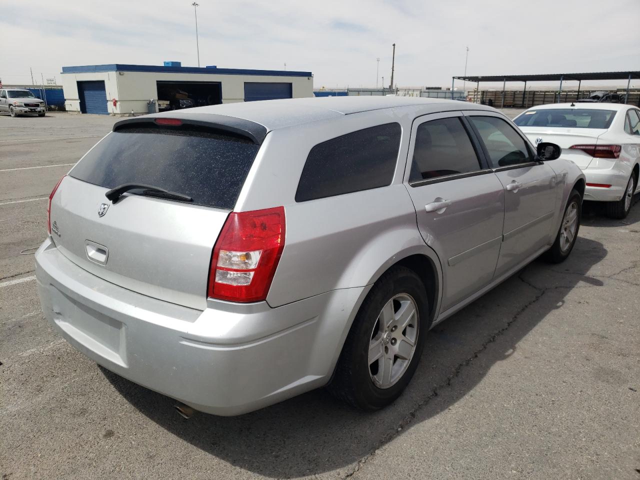 Photo 4 from auction – 2006 DODGE MAGNUM SE with VIN 2D4FV47T26H416304