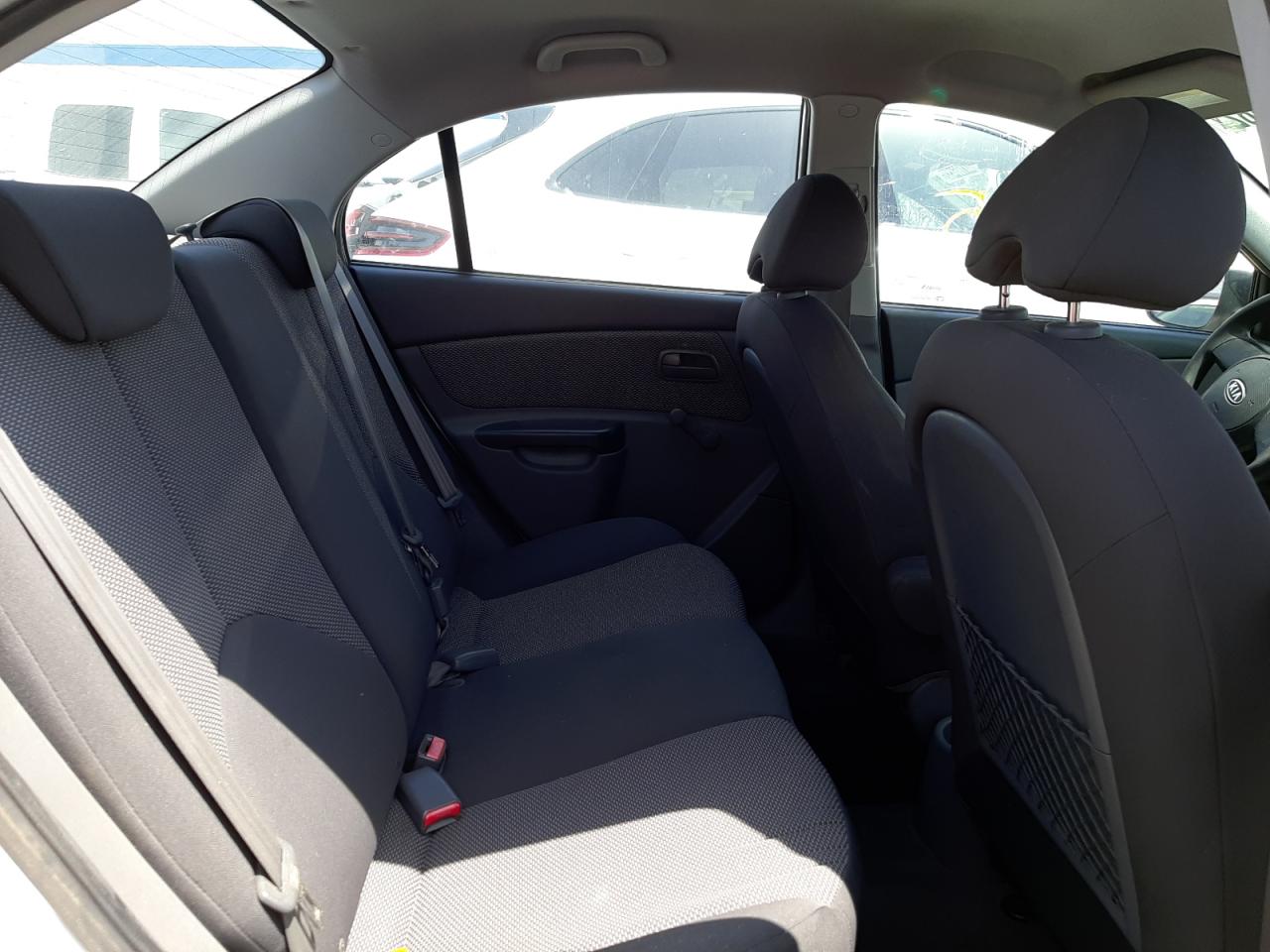 Photo 6 from auction – 2011 KIA RIO BASE with VIN KNADH4A37B6917640