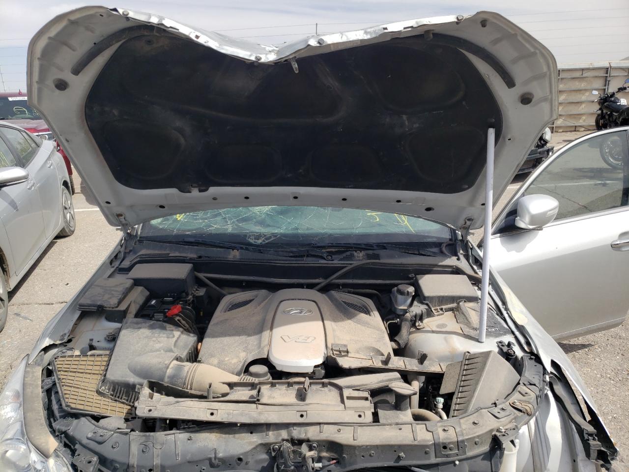 Photo 7 from auction – 2010 HYUNDAI GENESIS 4. with VIN KMHGC4DF6AU070913