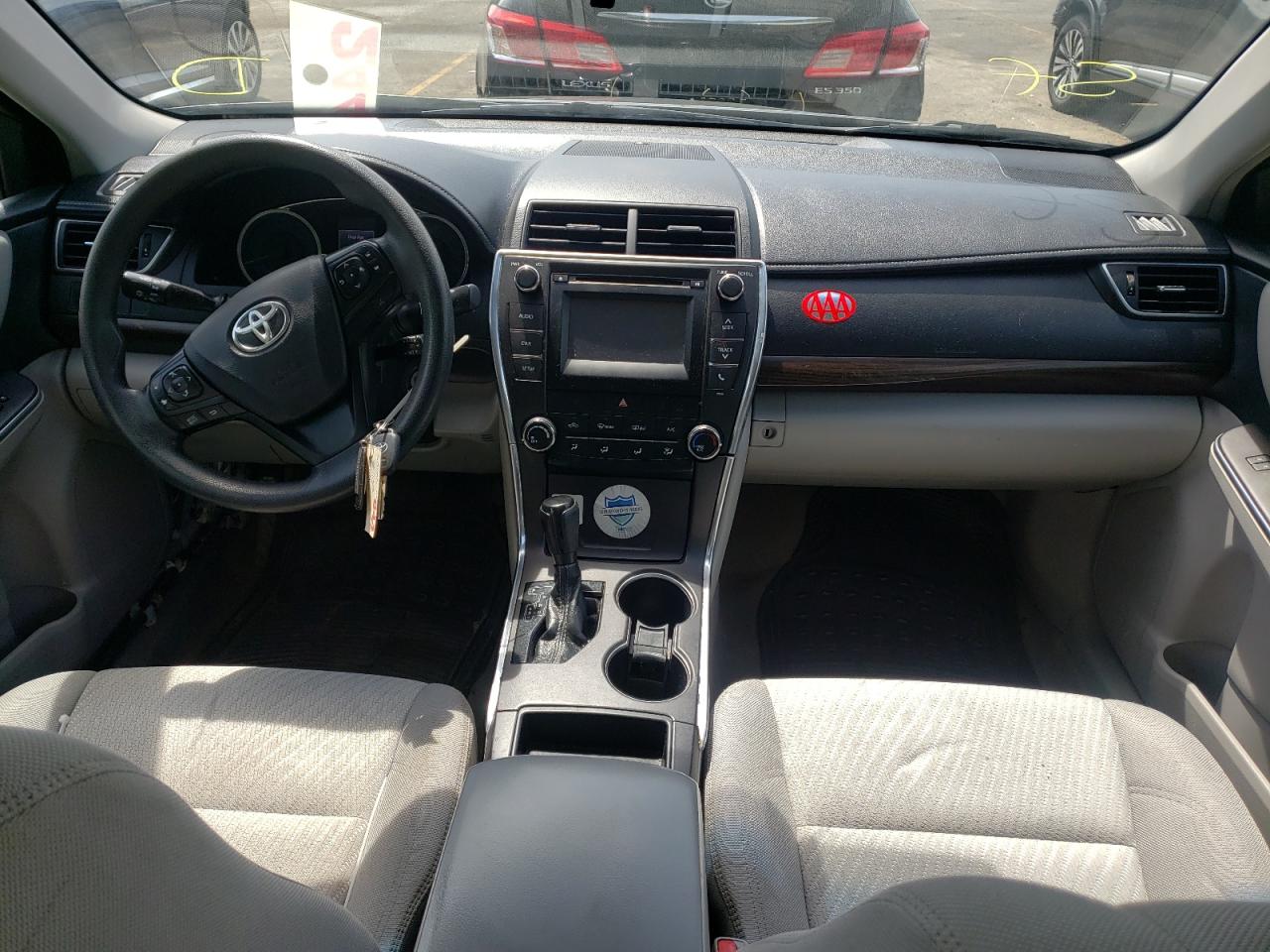 Photo 9 from auction – 2016 TOYOTA CAMRY LE with VIN 4T4BF1FK2GR547538