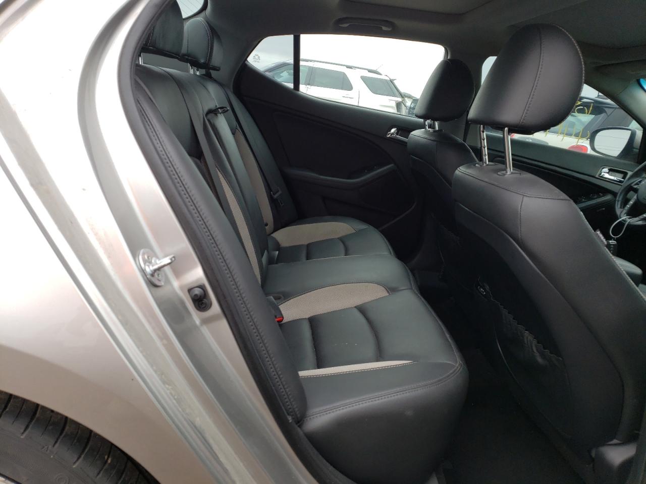 Photo 6 from auction – 2013 KIA OPTIMA SX with VIN 5XXGR4A63DG231400