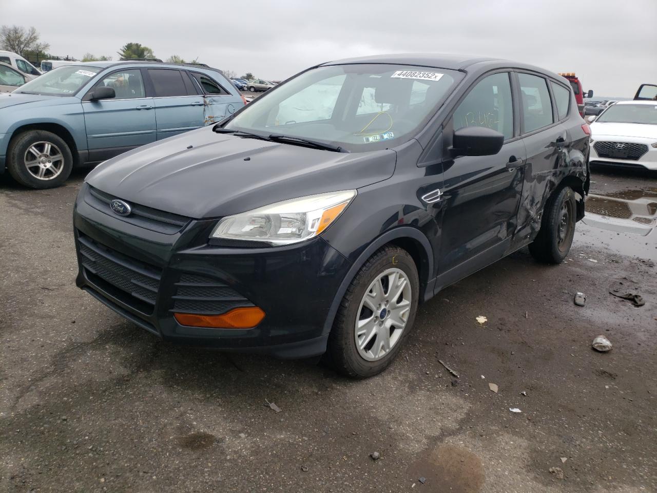 Photo 2 from auction – 2014 FORD ESCAPE S with VIN 1FMCU0F76EUA42433