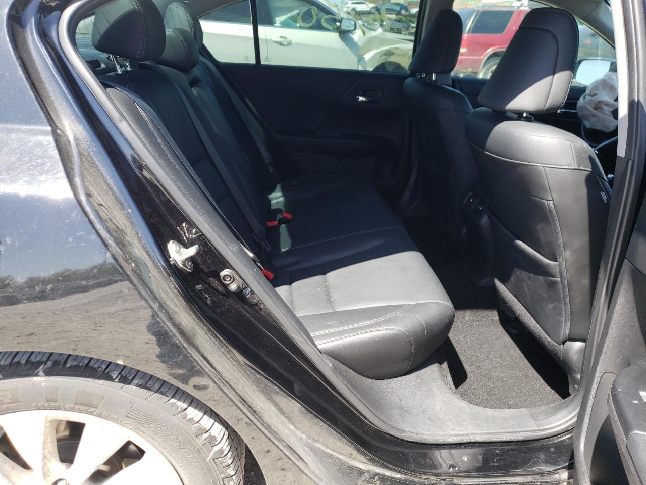 Photo 6 from auction – 2015 HONDA ACCORD EXL with VIN 1HGCR3F83FA007580