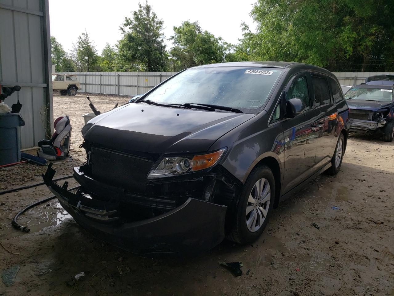 Photo 2 from auction – 2015 HONDA ODYSSEY EX with VIN 5FNRL5H68FB026344