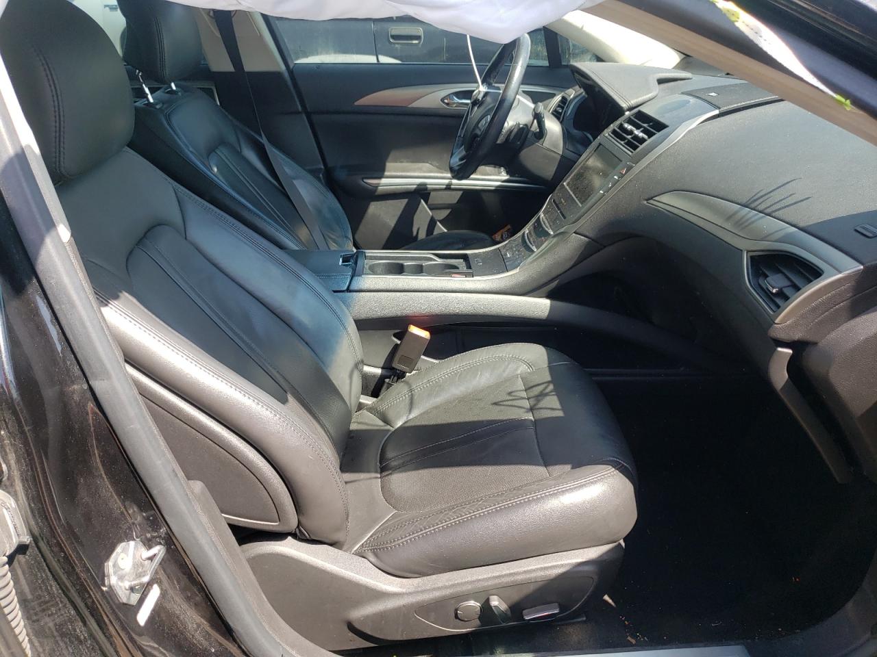 Photo 5 from auction – 2013 LINCOLN MKZ with VIN 3LN6L2J98DR826526