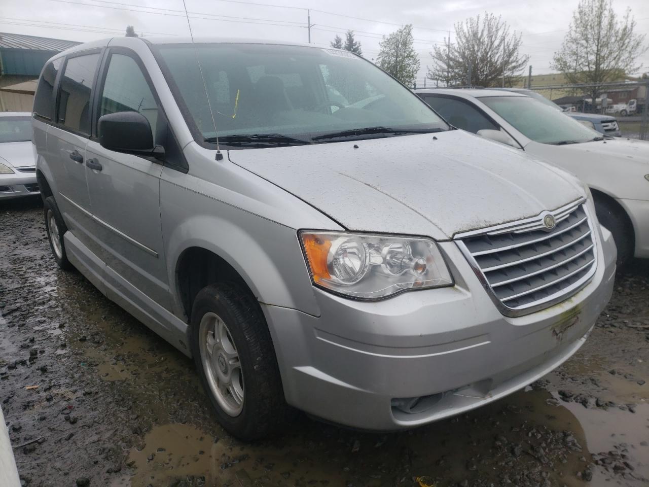 CHRYSLER TOWN & COU 2008 with VIN 2A8HR44H48R672542 - Photo from auction